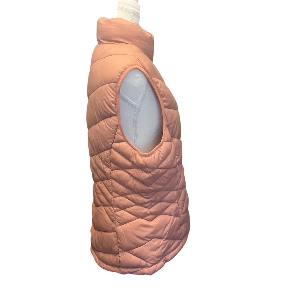Dusty Rose Lightweight Quilted Puffer Vest - Picture 3 of 11